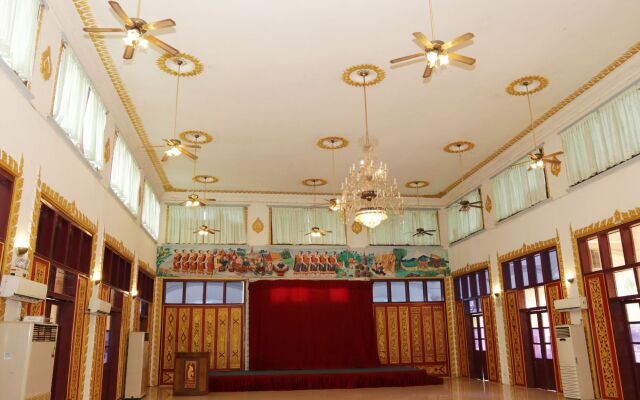 Champa Palace Hotel