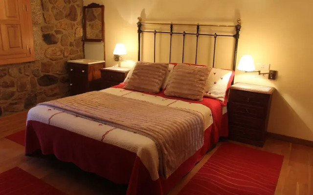 Casas Rurales A Chairiña Y A Revolta