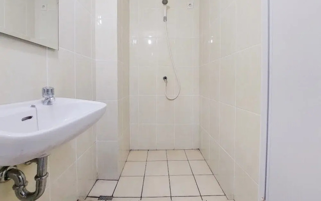 Homey And Elegant Studio Apartment M-Town Residence