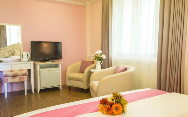 Yunju House