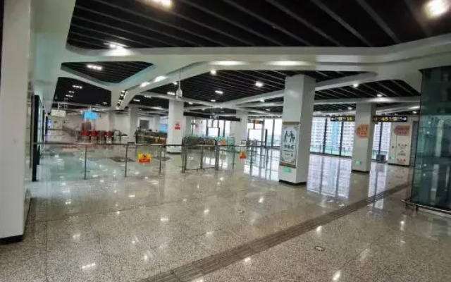 JI Hotel (Kunshan Huaqiao Administration Service Center)