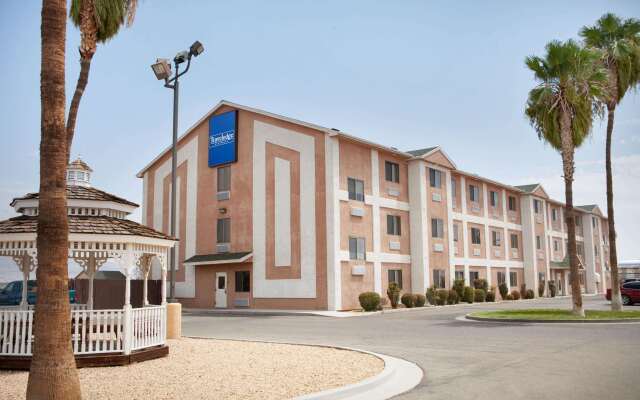 Travelodge by Wyndham Yermo