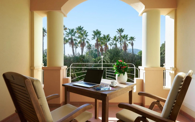 Almar Timi Ama Resort & Spa