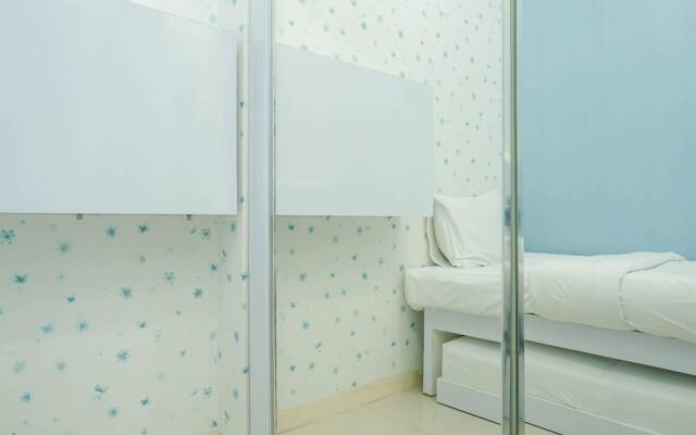 Best Comfy and Modern 2BR Green Pramuka Apartment