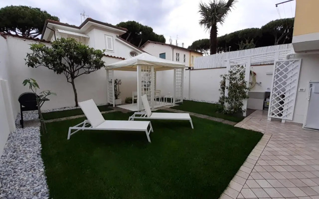 MINZONI94 - TwoBedroom+Garden