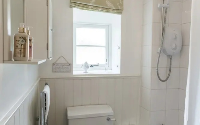 Stunning 2 Bed Cottage in Fordwells