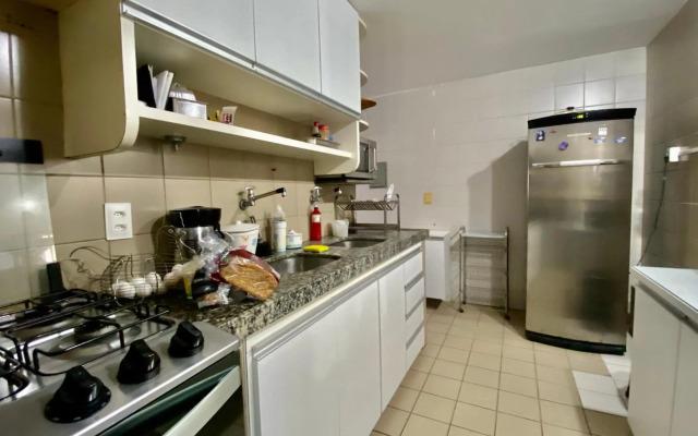 Apartamento vista mar, 2 Suítes, WC Social,2 vagas