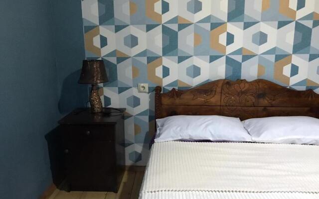 Guest House Latali
