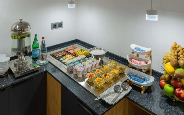 Brit Hotel Paris Orly