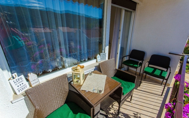 Apartment Orco - close to the sea A1 Stari Grad, Island Hvar