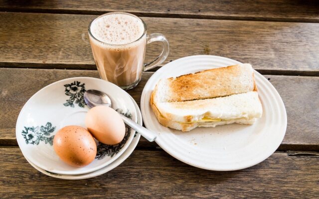 Paramita Hotel by RedDoorz