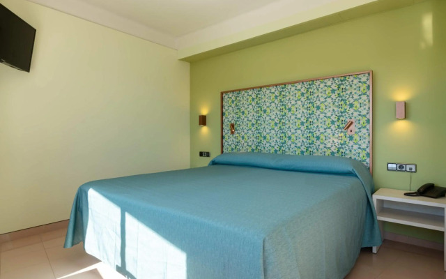 The Red Hotel by Ibiza Feeling - Adults only