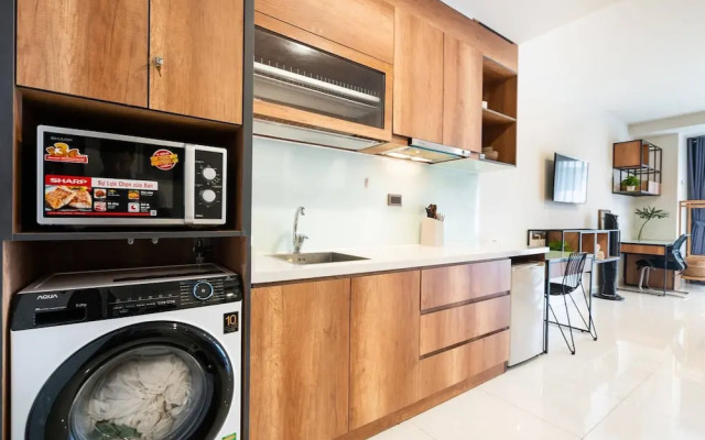 Urban Zen Saigon - Royal Apartment D4