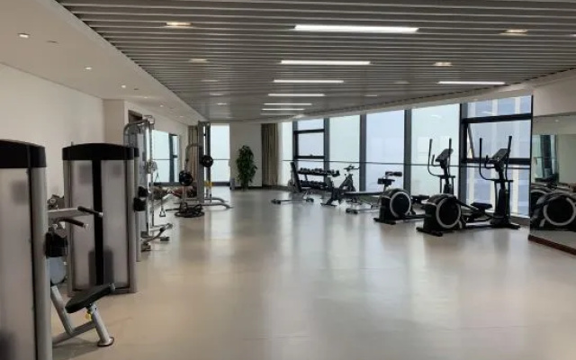 GuangYueZun Wuxiang Hotel (Sports Center Guangxi Planning Hall Subway Station) – Sports – Nanning