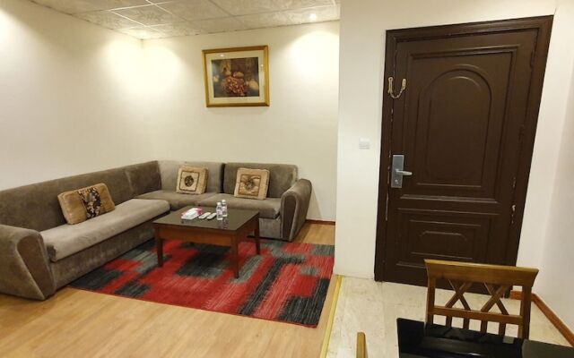 Saryet Al Hamra Hotel Apartments