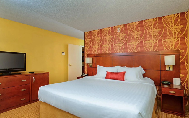 Courtyard by Marriott Frederick