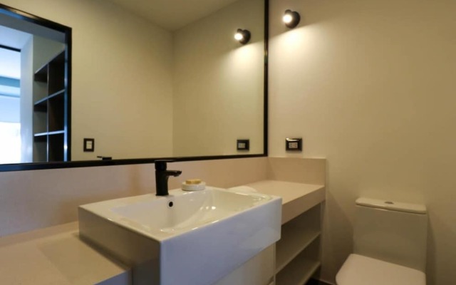 w Classy 1BR in San Isidro
