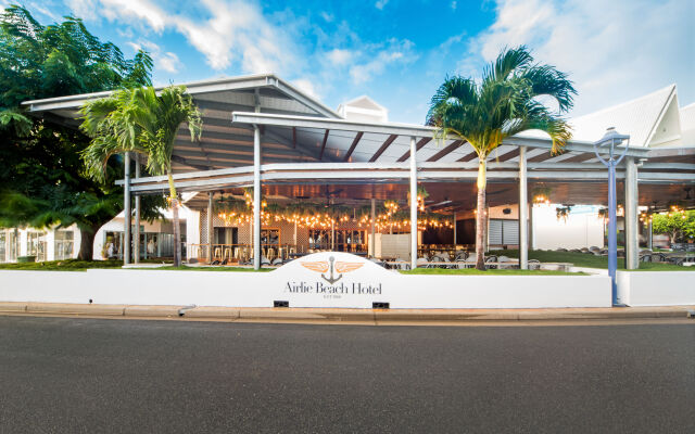 Airlie Beach Hotel