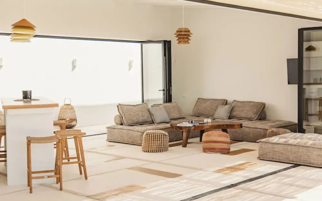 Villa Rhea Elia Beach