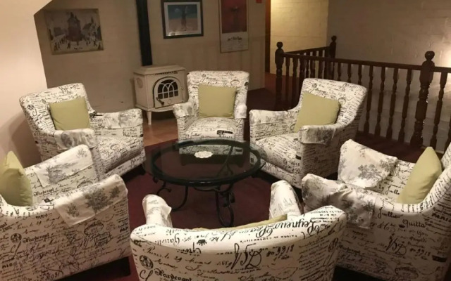 Girraween Country Inn