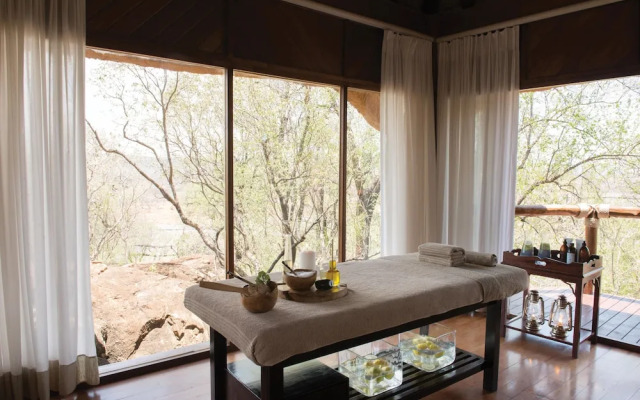Madikwe Hills Private Game Lodge