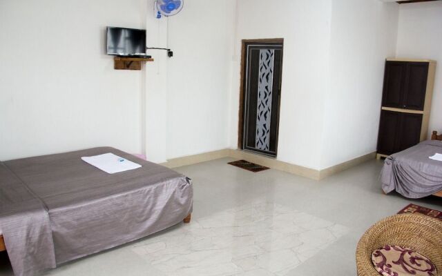 Pumpkin Cordial Lodge