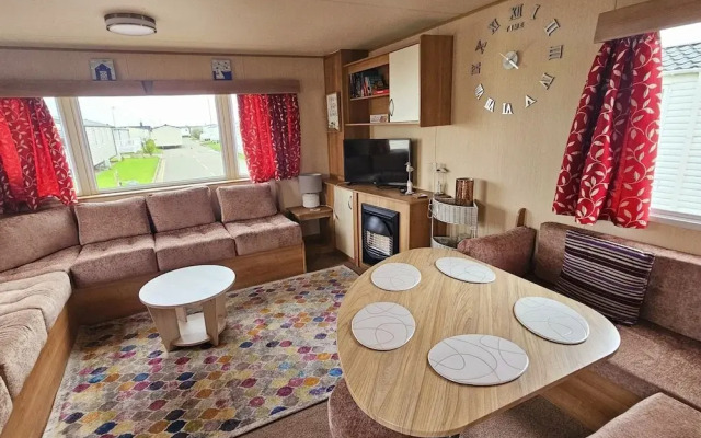 3 Bed Standard Caravan Robinhood