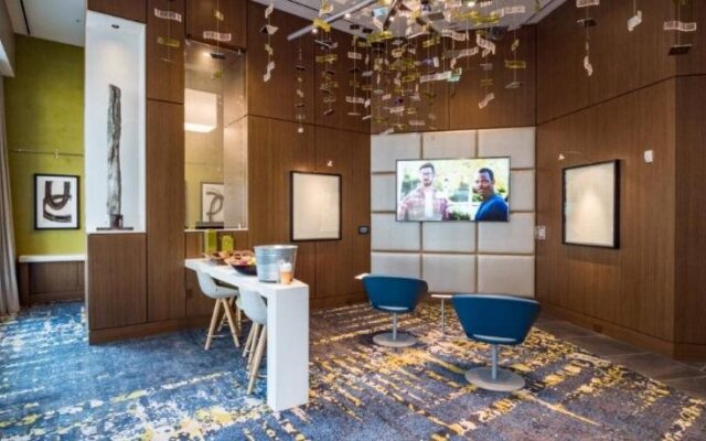 Global Luxury Suites at Woodmont Triangle South