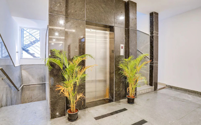 RG Suites Silkboard