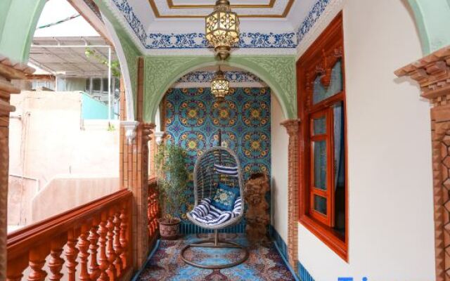 Tuman Lishe Homestay (Kashgar Ancient City Scenic Area)