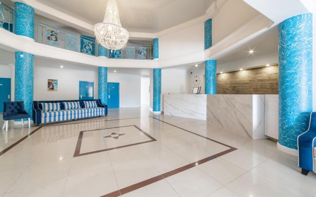 Белый песок