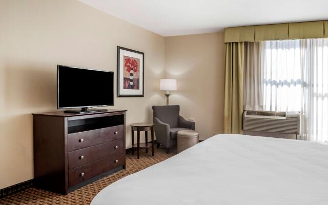 Best Western Plus Philadelphia Airport S. At Widener Univ.