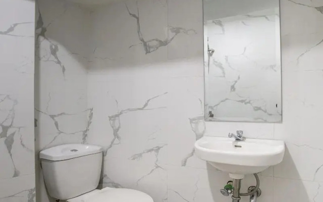 Circuit Hostel by OYO Rooms