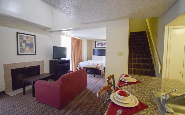 Hawthorn Suites By Wyndham Kingsland