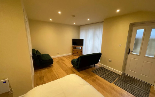 The Moon Inn at Stoney Middleton