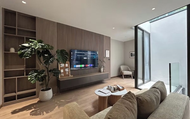 The Lumi Apartments by XOI Residences – Guest Rooms – Hanoi