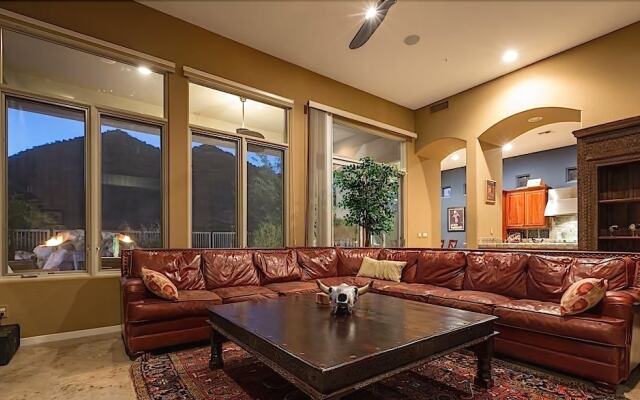 South by Southwest - Signature Vacation Rentals