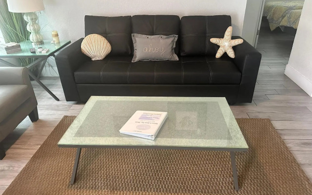 Sun and Sea by Beachside Management