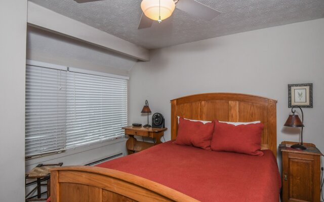 Arrowhead Village 3 Bedroom Townhome #15