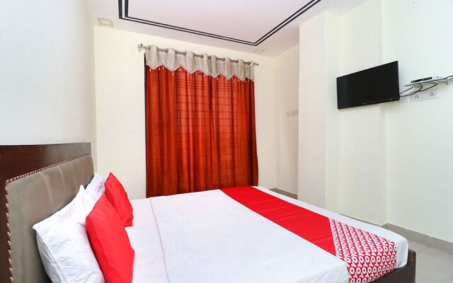 Oyo 39635 Hotel Shree Om