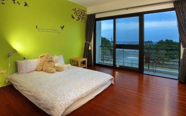 Ecotourism skim month B&B