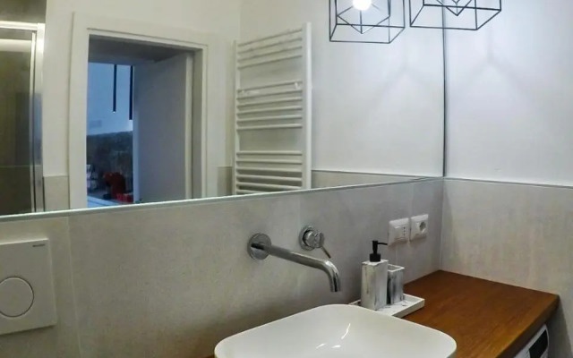 7 Bridges Apartment
