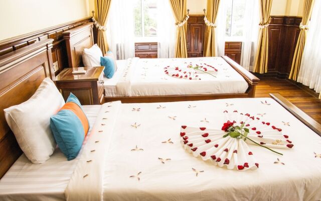 Puok hotel & Resort