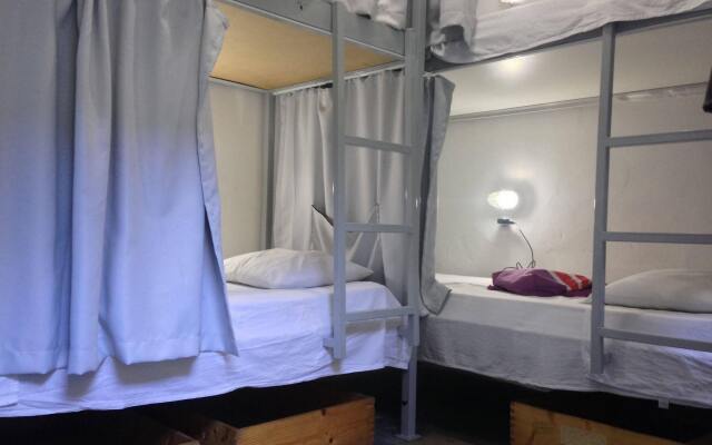 Brasileranza Hostel