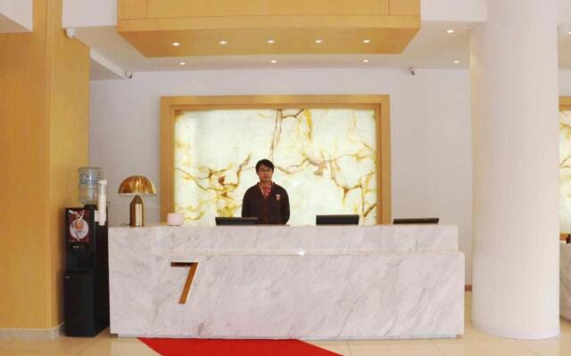 7Days Premium Weihai High-speed Rail Station Bathing Beach