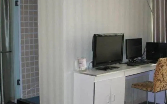 Zhengzhou Gaocheng Business Hotel