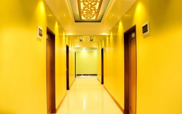 Amirs Residence Airport Hotel