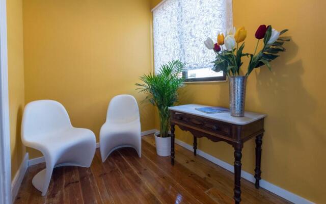 Guesthouse Bonjardim Suites