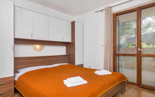 Apartment Cico Hvar/Pokrivenik 26943