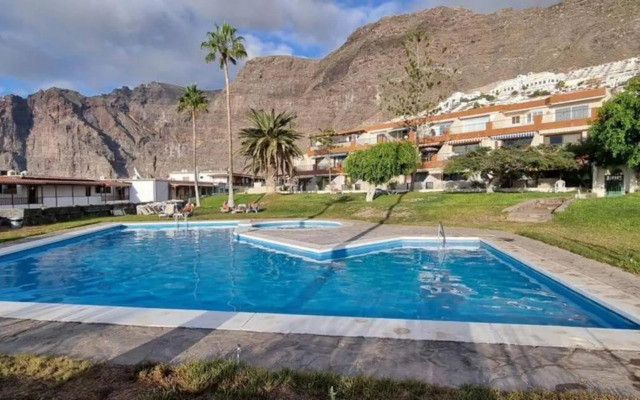 Los Gigantes Tamara Apartment by DreamHomesTenerife